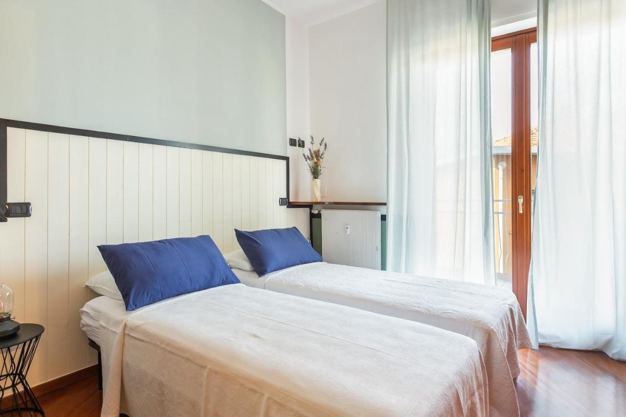 Santa Chiara Apartment By Myhomeincomo Dış mekan fotoğraf
